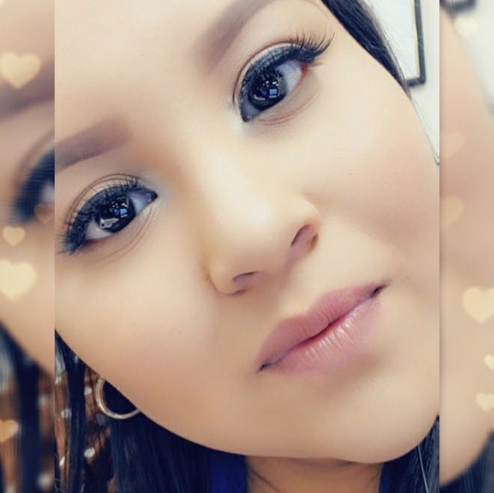 Meet your Posher, Mara